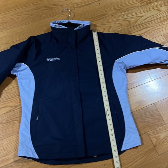 Pre-Owned for women  jacket size Large in great condition. - Picture 8 of 8